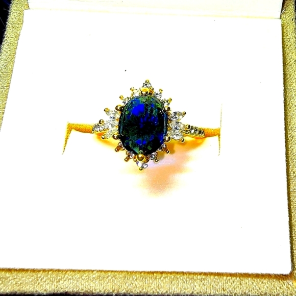 Sapphire Ring Sz. 8 - Picture 1 of 1
